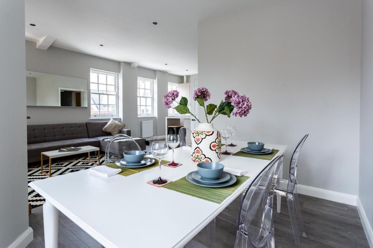 2 Bedroom Apartments With Sofa Bed In Southend Exterior photo